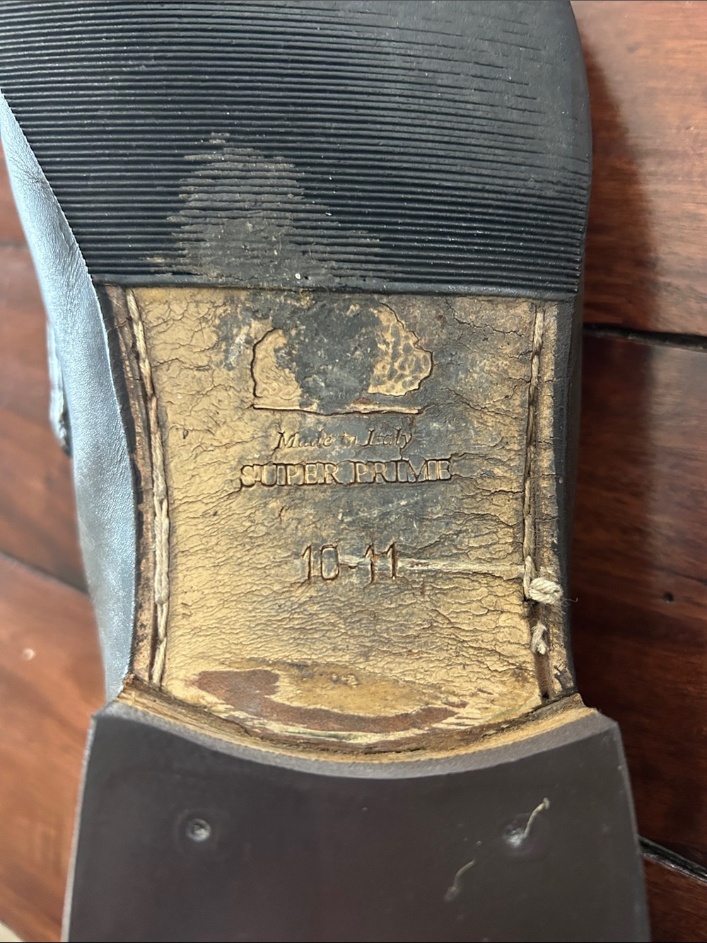 Authentic Gucci Men's Brown Leather Bit Loafers - newly resoled and polished. - Picture 9 of 10